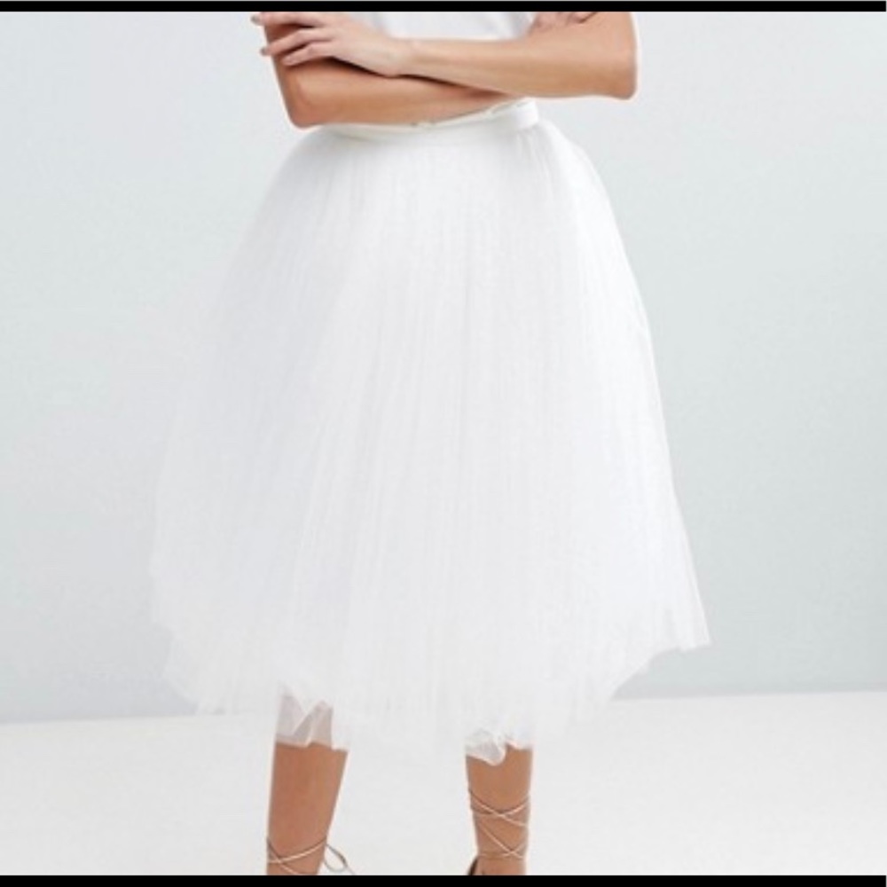 Little Mistress White Tulle Skirt, size 8